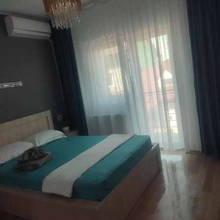 Cazare Spital Fundeni Bukarest Kültér fotó